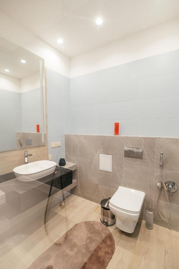 Pearl Premium Apartments 3 基輔 外观 照片
