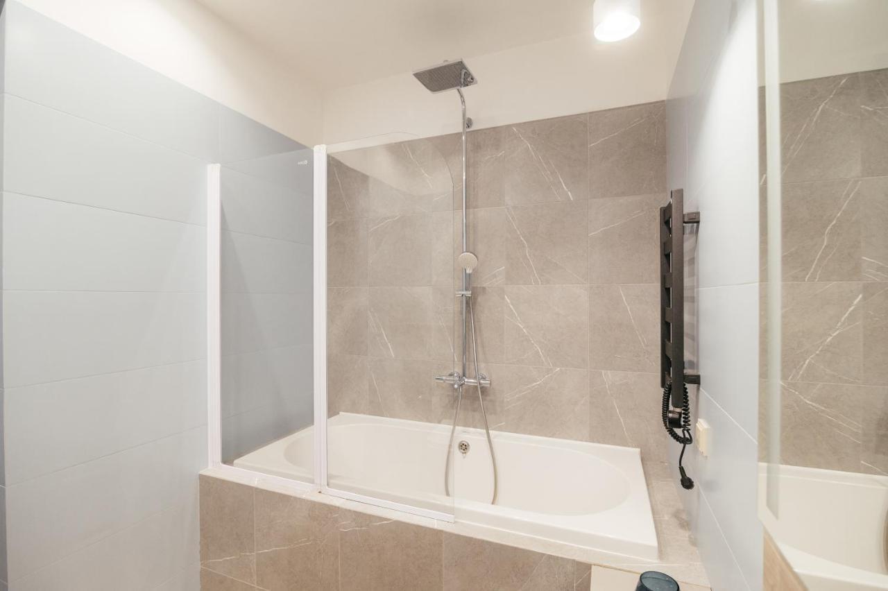 Pearl Premium Apartments 3 基輔 外观 照片